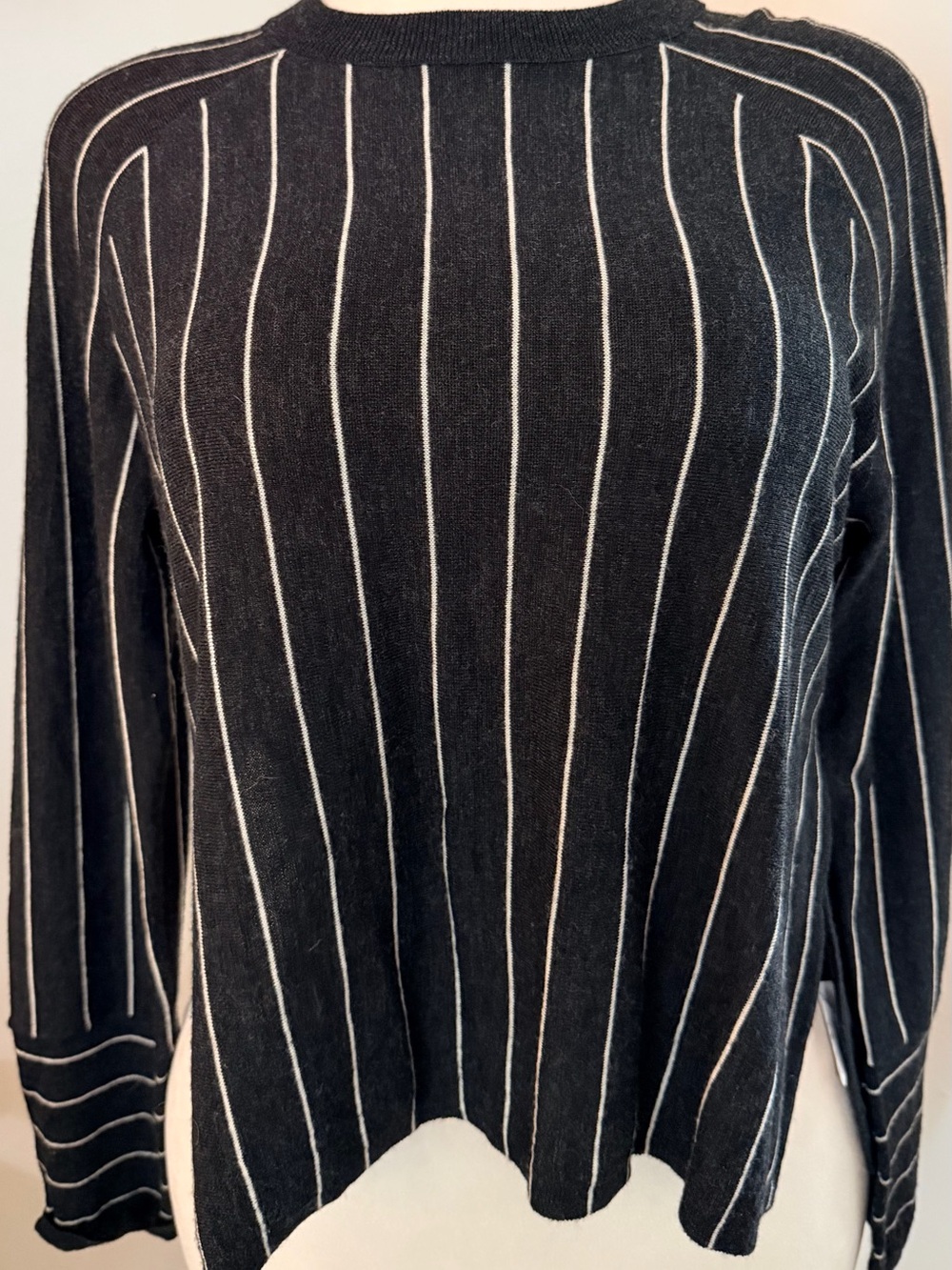 J.Crew 100% Merino Wool Black White Striped Cropped Sweater S Luxury Old Money